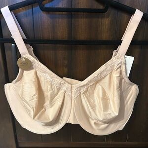 Wacoal Nude underwire  Bra with Adjustable Straps